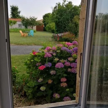 Privee Ste Cecile Confort * Sainte-Cécile